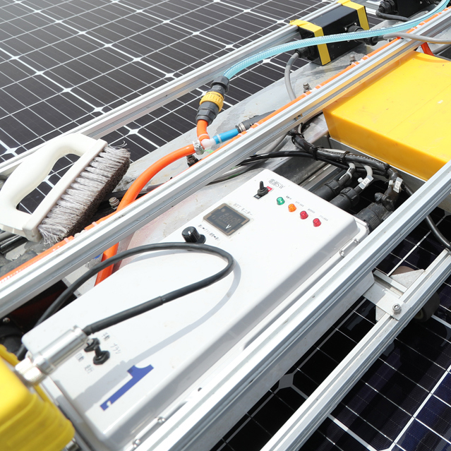 PV Cleanerはバッテリー残量 ゲージ搭載。太陽光パネル洗浄 なら株式会社SAP